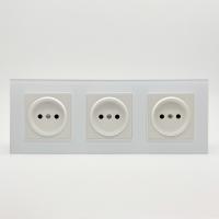Glass MMW-3012 3 розетки без заземления（Белый）