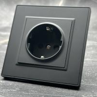 Nature MMB-013 Розетка   с заземлением（Черный）