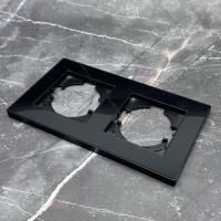 Cristal B-102 2-постовая рамка（Акрил）Черный