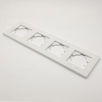 Cristal W-104 4-поставая рамка （Акрил）Белый