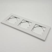 Cristal W-103 3-поставая рамка （Акрил）Белый