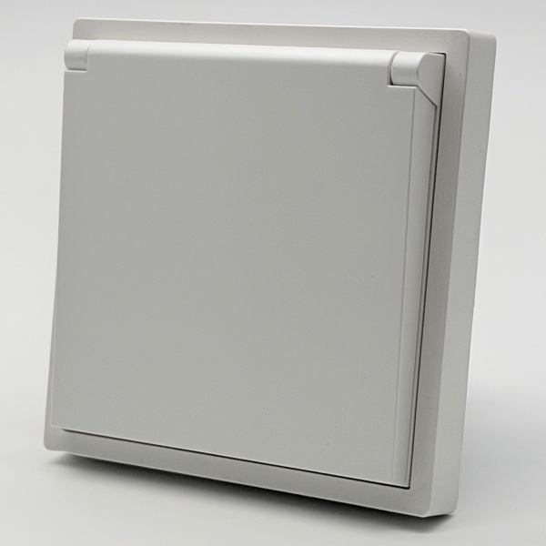 Art MTW-017 Розетка с/з с крышкой Белый-Матовый