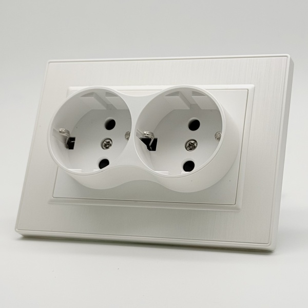 Nature MMW-030 Розетка двойная  с заземлением 120（Белый-Матовый）