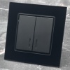Glass MMB-009 2 клавишный проходной выключатель с LED（Черный）