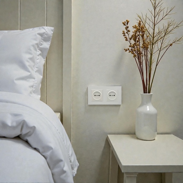 Cristal MMW-2012 2 розетки без заземления（Белый）