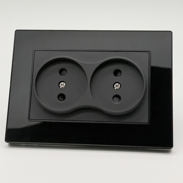 Cristal MMB-031 Розетка двойная  без заземления 120 （Черный-Матовый）