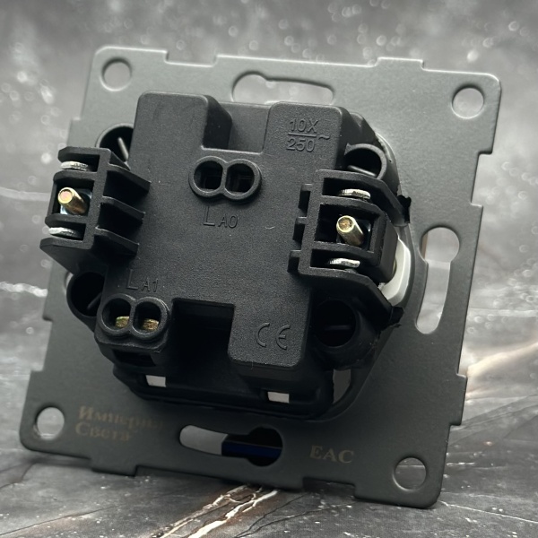 MB-004 1 клавишный 1 полюсный выключатель с LED без рамки (Черный-Матовый）