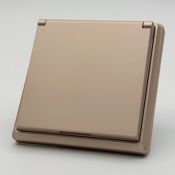 Elegant MTG-017 Розетка с/з с крышкой（Золото-Матовый）