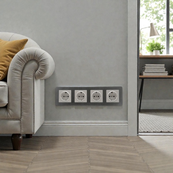 Aluminum MMW-4013 4 розетки с заземлением（Белый）