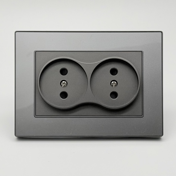 Cristal MMC-031 Розетка двойная  без заземления 120 （Графит-Матовый）