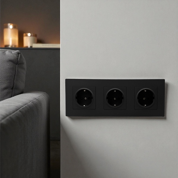 Grace MMB-3013 3 розетки с заземлением（Черный）